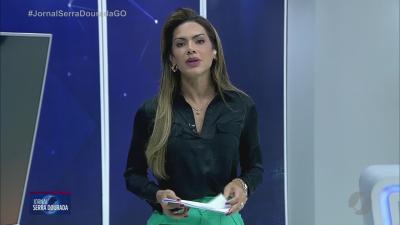 Imprudência na estrada carro na contramão de rodovia, em Goiás