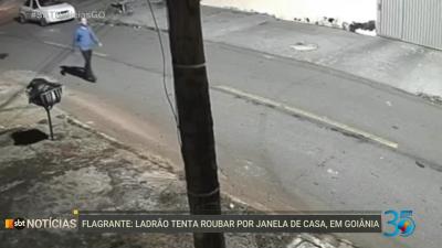 Ladrão tenta roubar por janela de casa em Goiânia