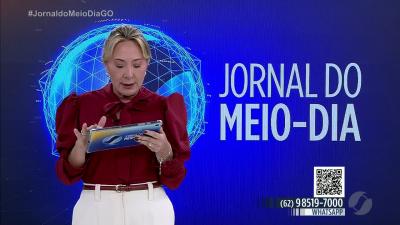 itemMoradores denunciam buracos há meses no Jardim Olímpico em Aparecida de Goiânia