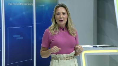 itemServiços gratuitos para mulheres na praça Cívica em Goiânia