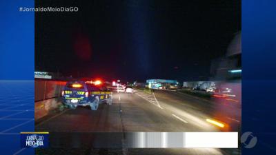 itemDuas mortes em acidentes nas rodovias federais que cortam Goiás neste final de semana