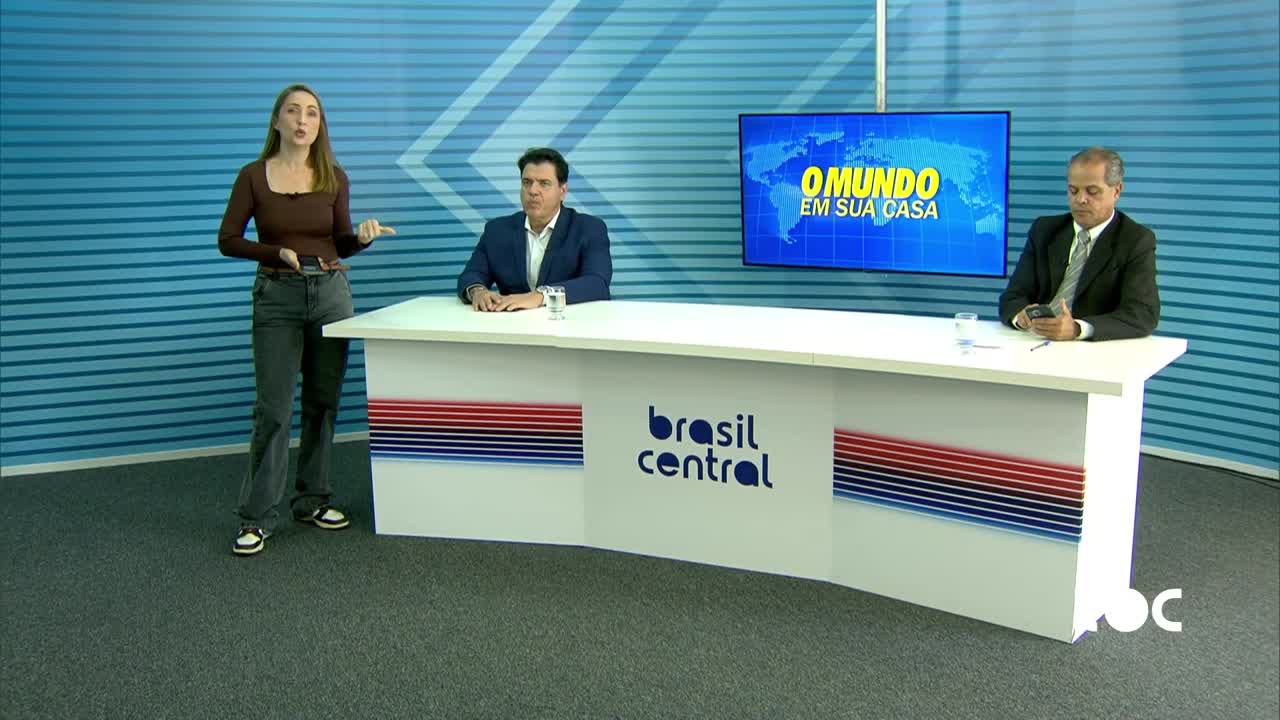 Mendon&ccedil;a cobra Urg&ecirc;ncia da PGR.