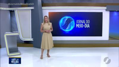 itemSargento da PM salva adolescente arrastada por enxurrada em Goiânia