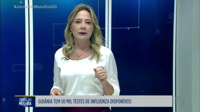 itemFamília recebe doações e começa a reconstruir casa após incêndio