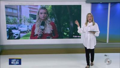 itemMotorista fica presa em carro sob poste energizado em Chapadão do Céu