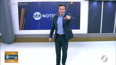 Motociclista fica ferido após manobra inesperada de carro