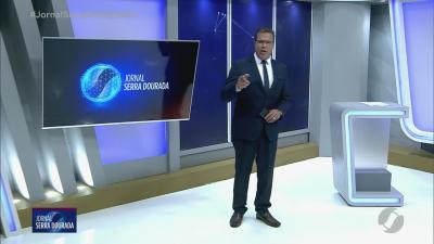 itemDois presos com cocaína em compartimento oculto de carro em Goiás