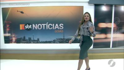 itemForte chuva destrói casa em Águas Lindas de Goiás