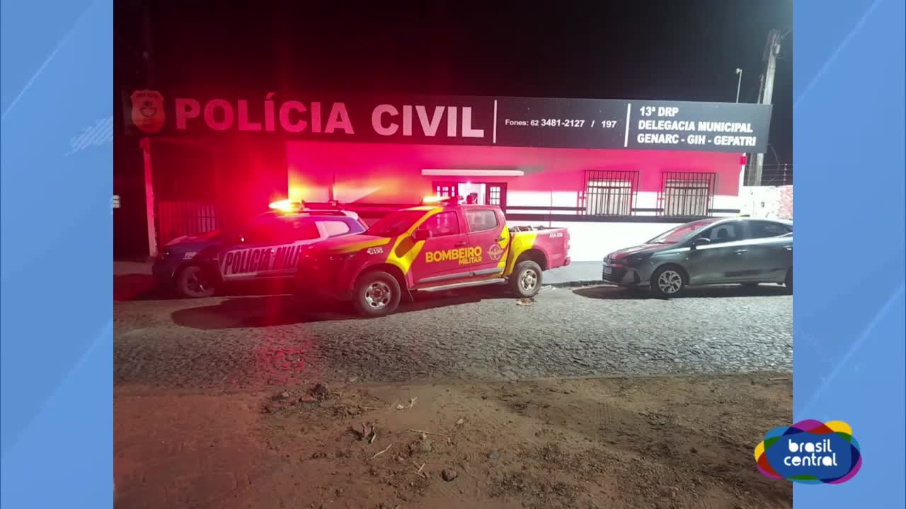 itemHomem é presos suspeito de atear Fogo em Vegetação.