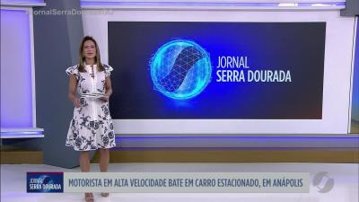 itemMotorista em alta velocidade bate em carro estacionado, em Anápolis