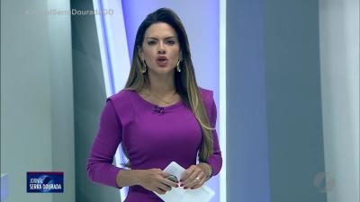 itemAcidente violento mata motorista carro saiu da pista e arrebentou cercas