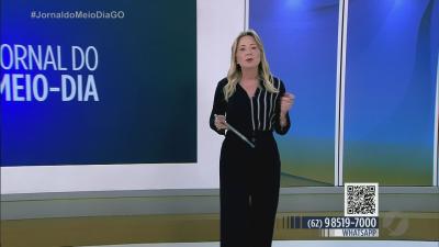 Bombeiros resgatam v&iacute;tima ap&oacute;s temporal em Luzi&acirc;nia