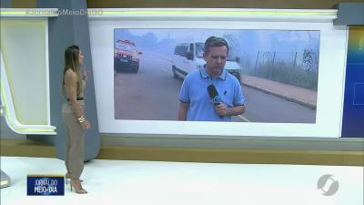itemFogo em área de vegetação no Setor Balneário Meia Ponte em Goiânia