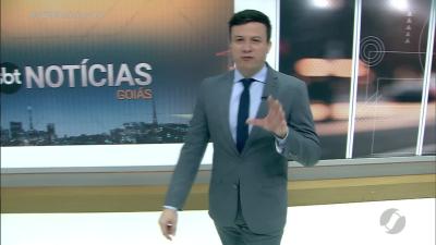 itemAcidente entre carro e moto em Nerópolis