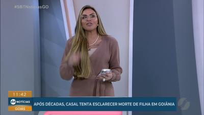 Mulher de 84 anos anda de triciclo pelas ruas de Santo Ant&ocirc;nio do Descoberto