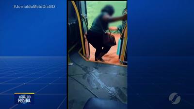 Chuva forte causa alagamentos em Luzi&acirc;nia