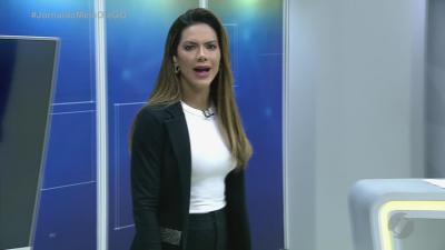 itemMulher que perdeu braço em acidente precisa de ajuda