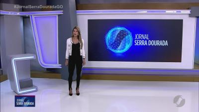 itemMotorista foge após atropelar motociclista e passageiro em avenida de Goiânia