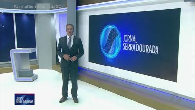 itemIncêndio destrói parte de depósito de reciclagem em Goiânia
