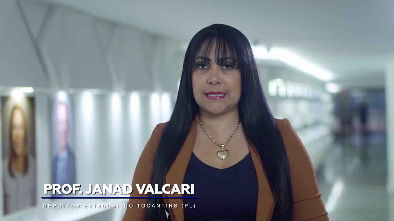 Professora Janad Valcari