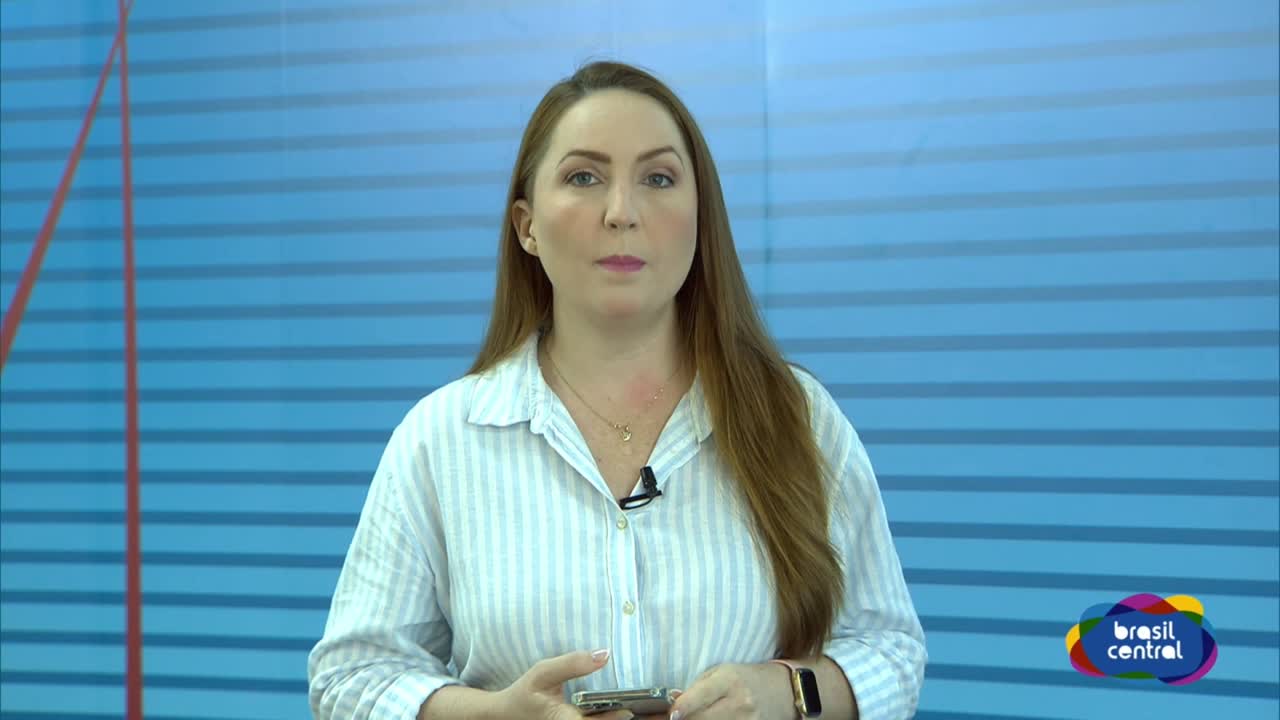 itemHomem e preso suspeito de Homicídio