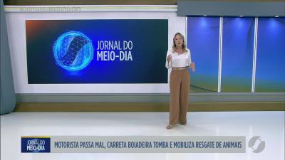 C&acirc;mera registra batida entre carro e ciclista