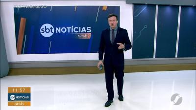 itemOperadora de caixa é presa após registrar R$ 2,99 em compra de três mil reais em Goiânia