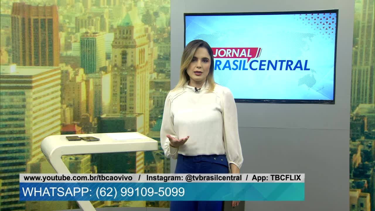 Prefeitura faz Ação para tirar Fios soltos pela Cidade