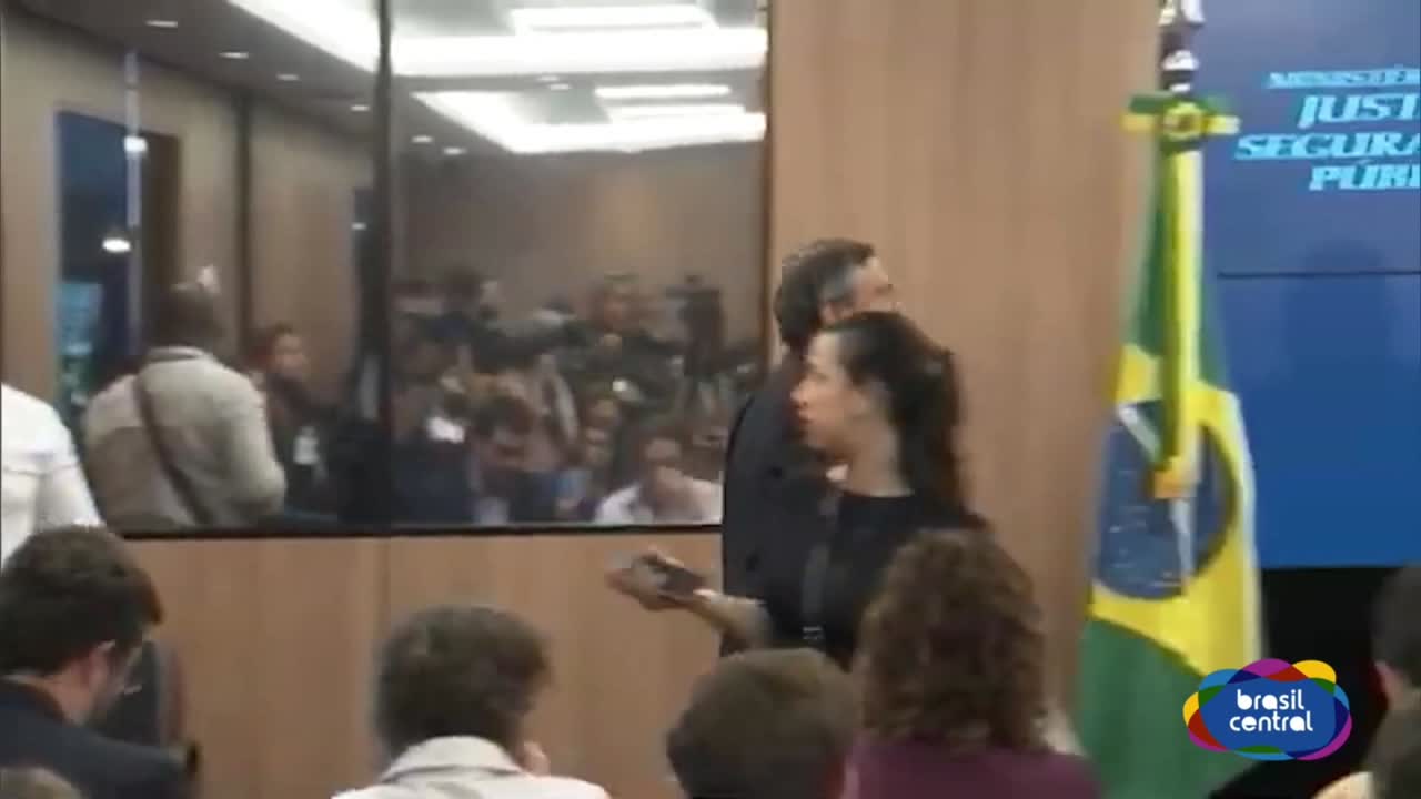 itemDino coloca Bancos Brasileiros em riscos ao tentar blindar Moraes de Sanções dos EUA