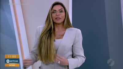 Acidente entre carro e moto mata jovem em Trindade