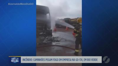 Dois caminhões pegaram fogo em Rio Verde e em Anápolis moto é incendiada