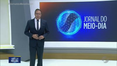 itemSusto aeronave voa em círculo e faz pouso de emergência