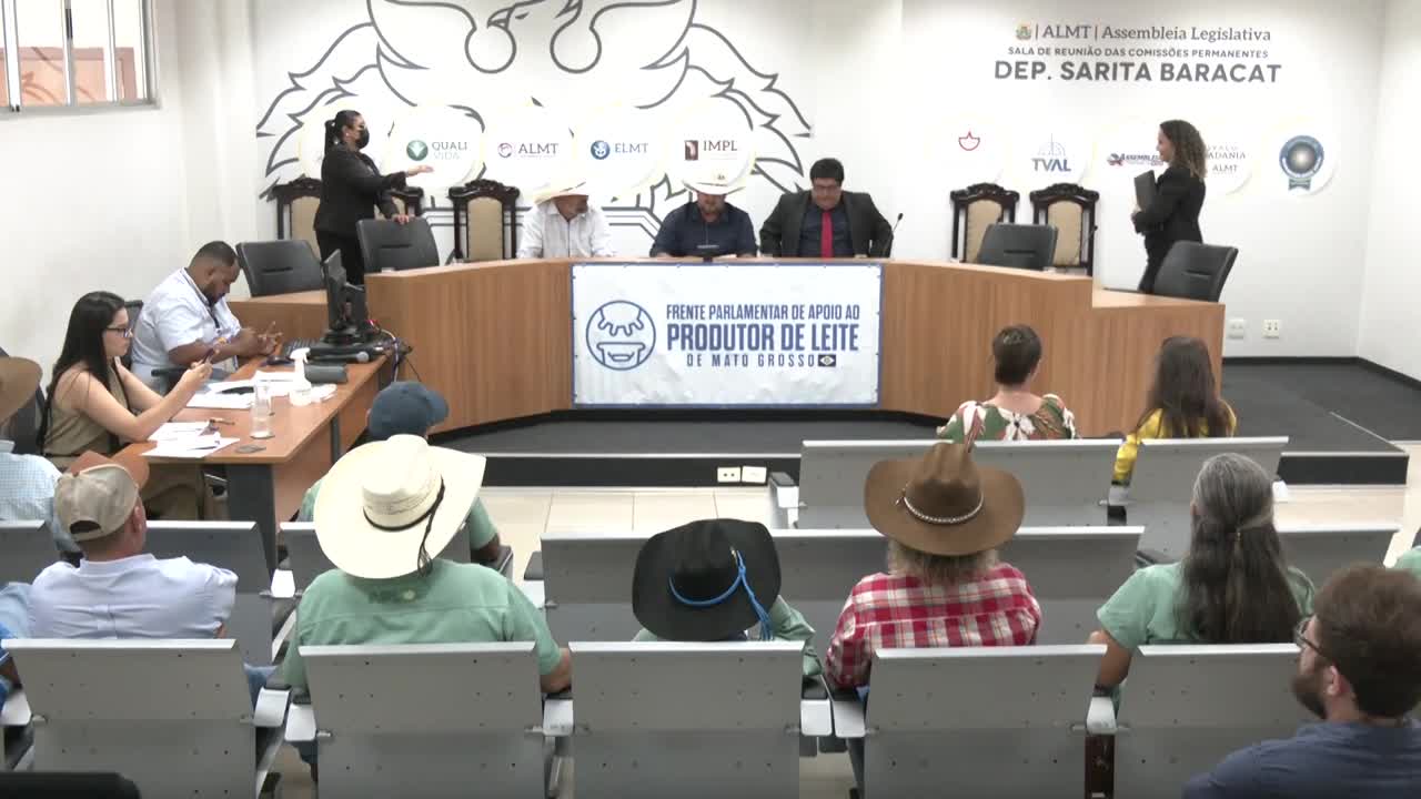 Frente Parlamentar debate a lei sobre produtos an&aacute;logos ao leite