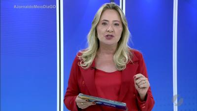 Dupla furta moto em condom&iacute;nio residencial em Goi&acirc;nia