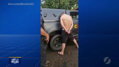 itemForagido é preso e armas são encontradas no telhado de casa em Anápolis