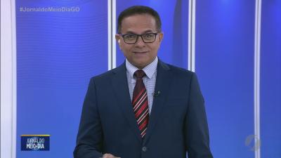 Bombeiros resgatam jabuti em Jata&iacute;