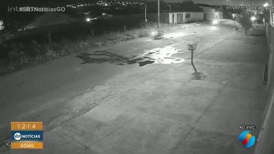 itemQuatro feridos após colisão entre motos em Anápolis