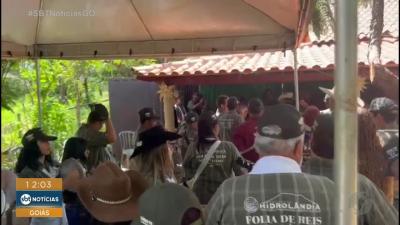 itemFolia de Reis em Hidrolândia