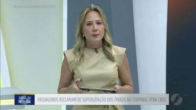 itemPassageiros reclamam da superlotação dos ônibus no terminal Vera Cruz em Goiânia
