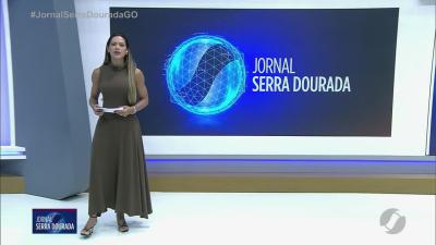 itemMotorista morre após colisão entre caminhões na BR-153