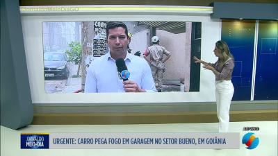 itemCarro pega fogo em garagem de prédio no Setor Bueno em Goiânia