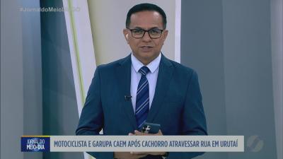 itemMotociclista e garupa caem após atropelar cachorro em Urutaí