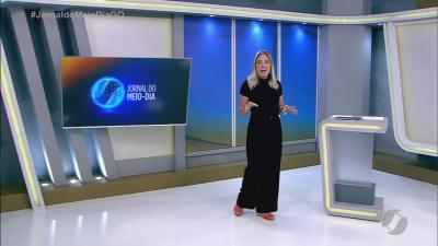 Prefeita &eacute; agredida na porta de casa em Buritin&oacute;polis