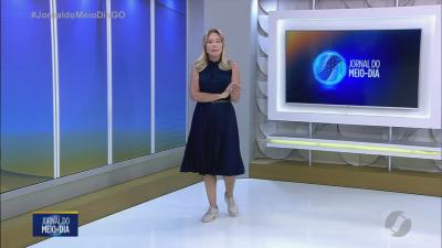 Homem &eacute; preso com espingarda ap&oacute;s amea&ccedil;ar mulher