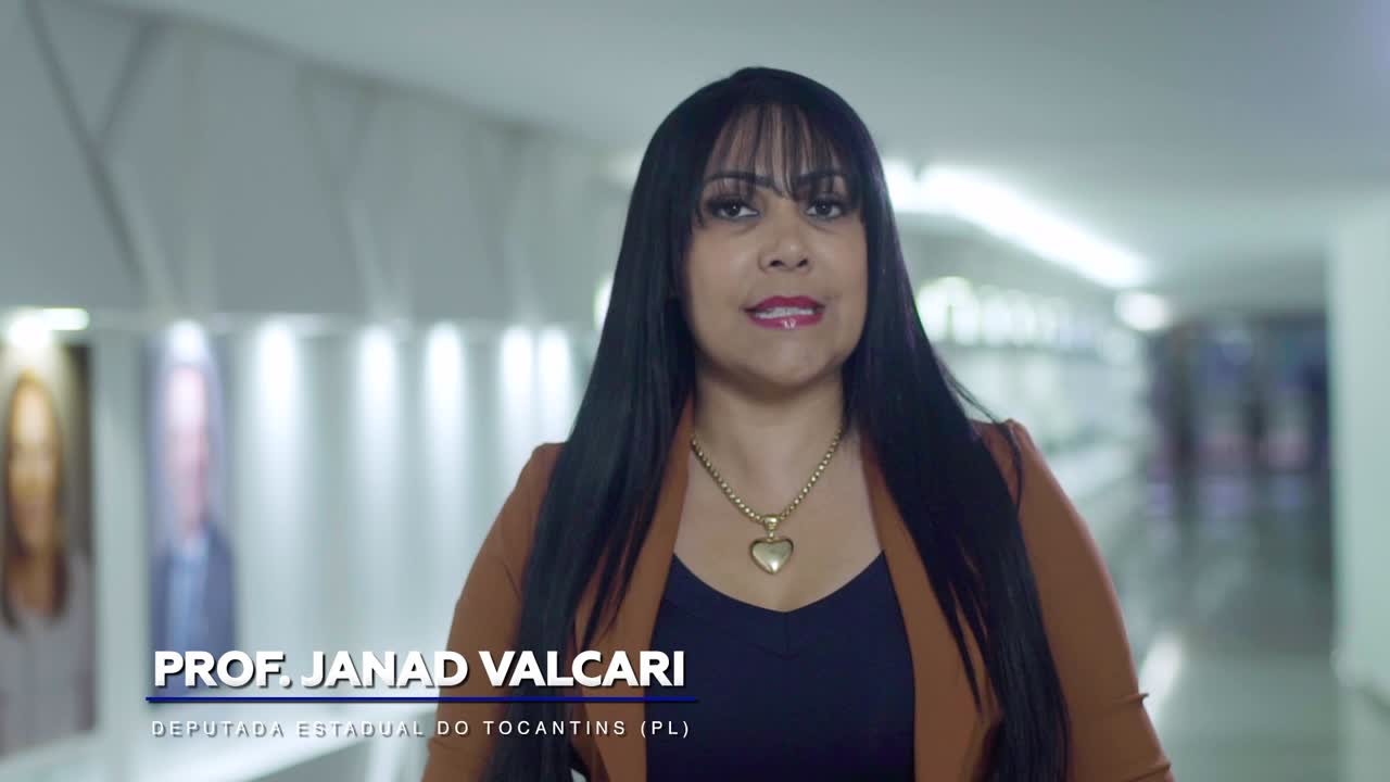 Professora Janad Valcari
