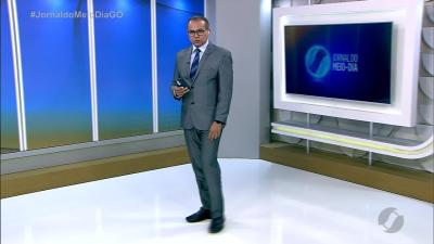 itemPresos suspeitos de atirar e matar jovem em bar de Uruaçu