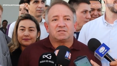 Vilmar Mariano empossa 7 novos secretários: 'Trabalhem muito por Aparecida'