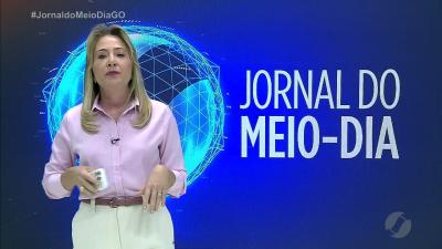 itemTemporal causa destruição e assusta moradores em Senador Canedo