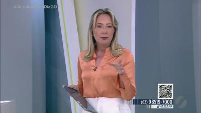 C&atilde;o segue internado ap&oacute;s ser queimado