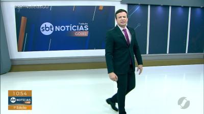 Motociclista fica ferida após bater em ônibus em Goiânia